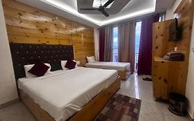 Snow Clad Riverview Hotel & Resort, Manali